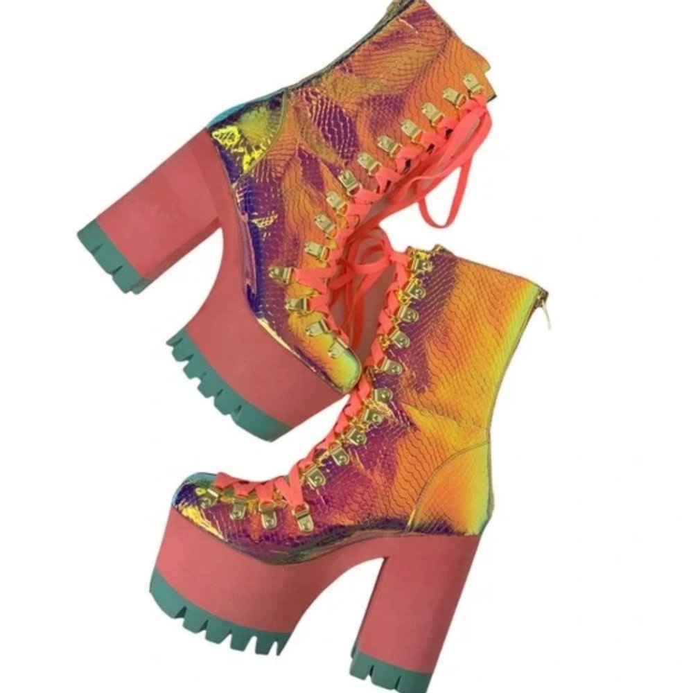 CLUB EXX Poisonous Vixen Rainbow Holographic Snake Platform Boots Sz 9